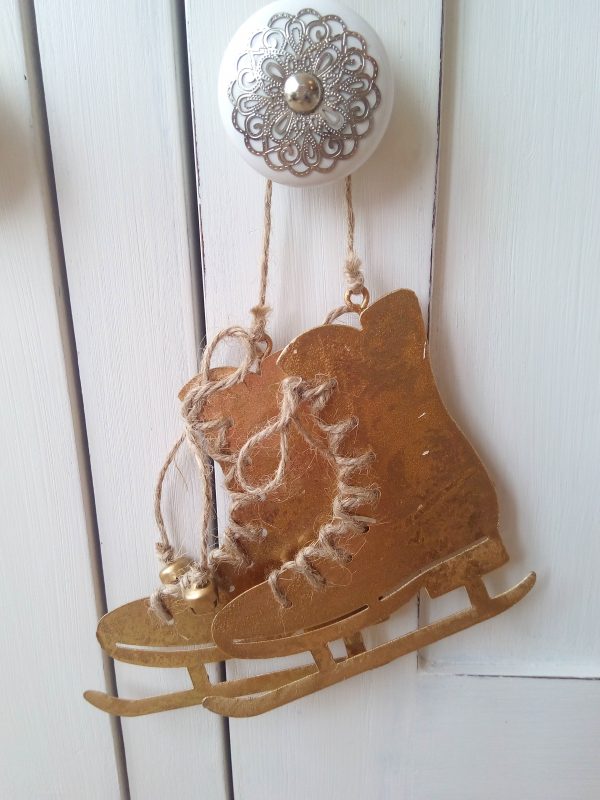 33591 Antique Style Hanging Skates Gold 10.5cm x 11cm